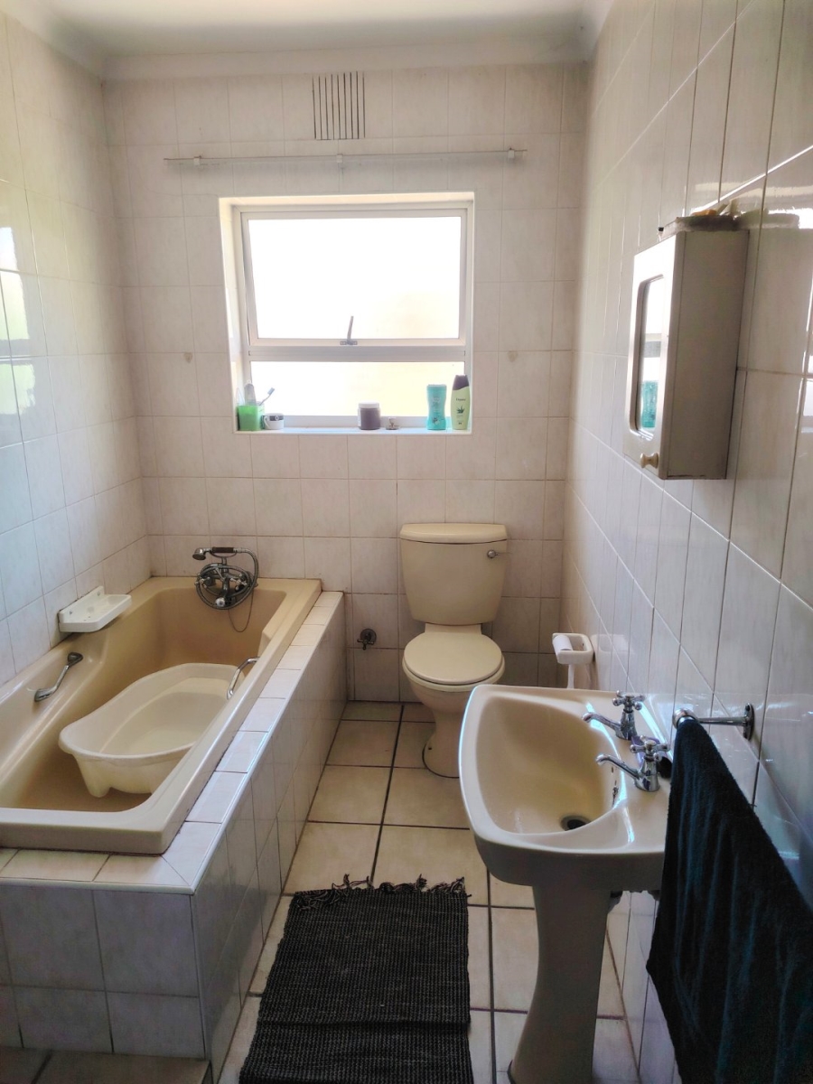4 Bedroom Property for Sale in Pniel Western Cape